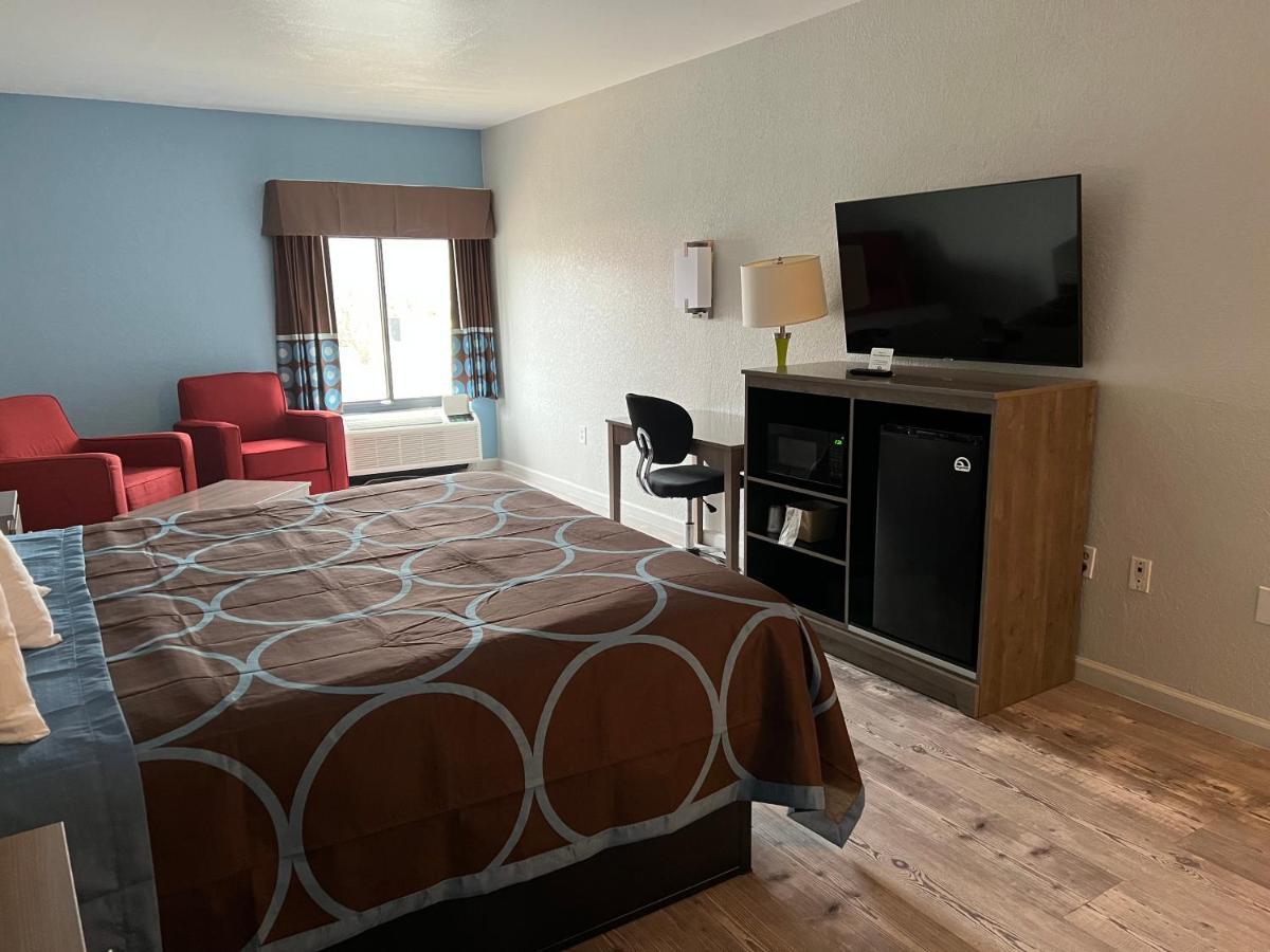 Super 8 By Wyndham Clemmons - Bermuda Run - Winston-Salem I-40 Motel Eksteriør bilde