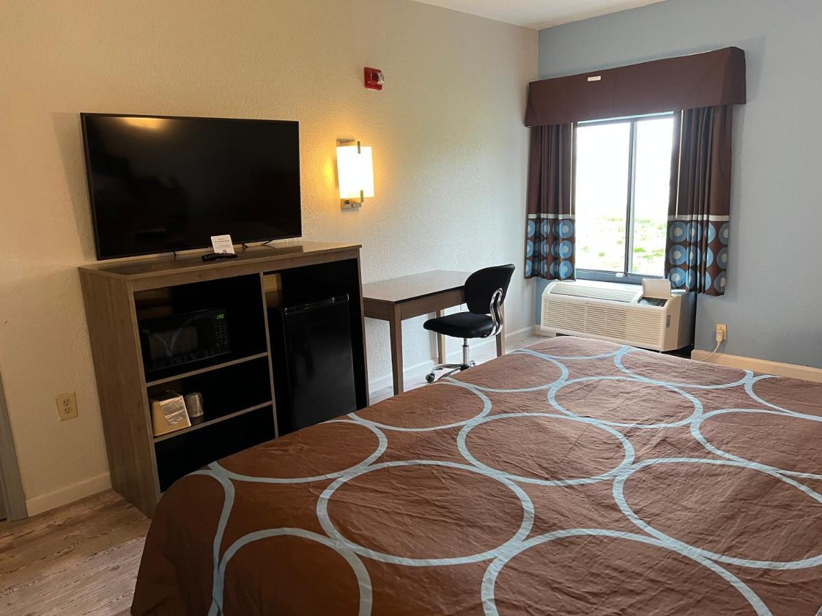 Super 8 By Wyndham Clemmons - Bermuda Run - Winston-Salem I-40 Motel Eksteriør bilde