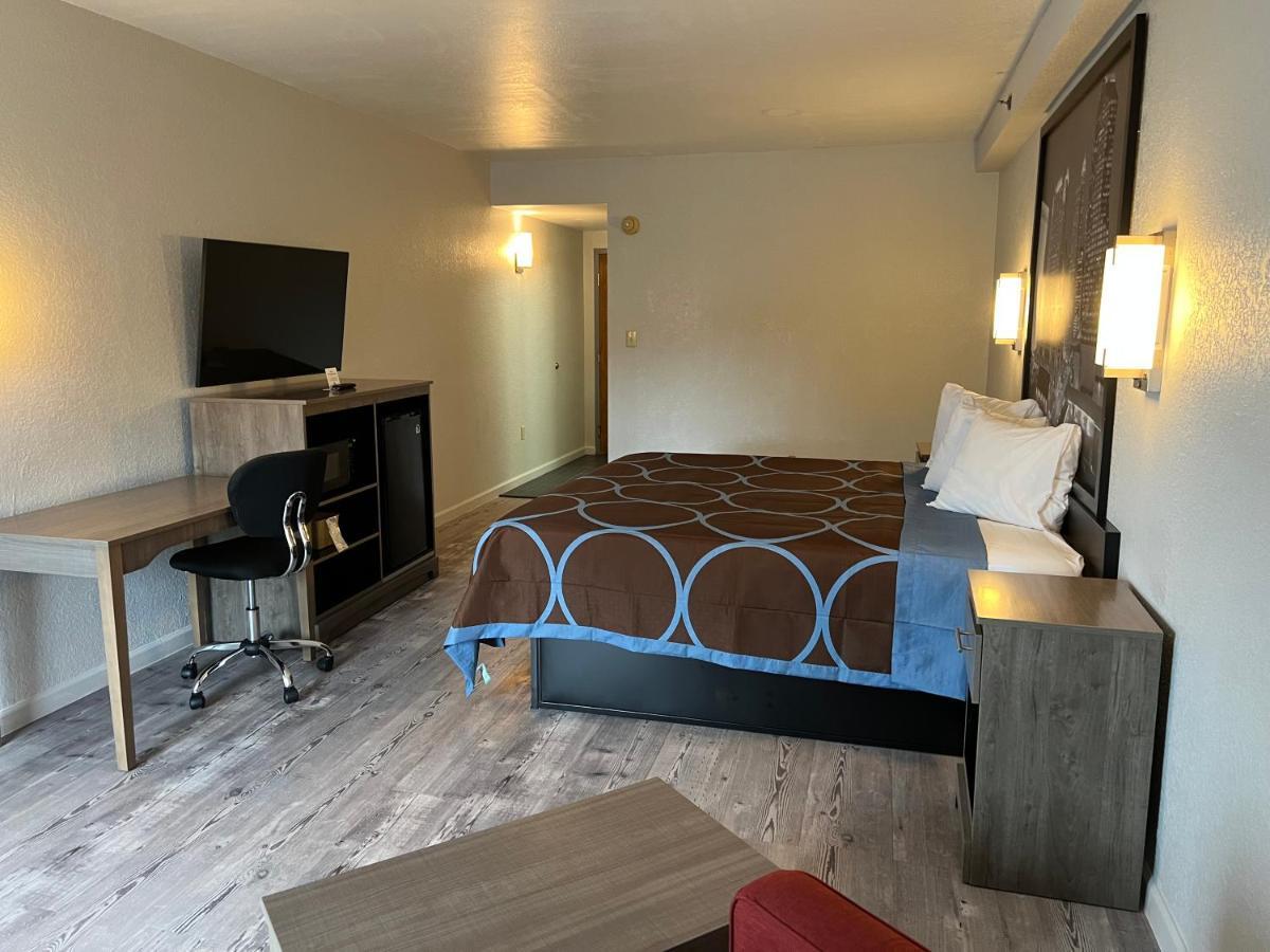Super 8 By Wyndham Clemmons - Bermuda Run - Winston-Salem I-40 Motel Eksteriør bilde